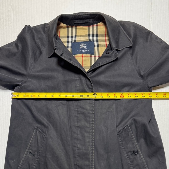 BURBERRY Vintage Classic Black Women's Car Coat Nova Check Size 8R Faded Fabric - Picture 7 of 16